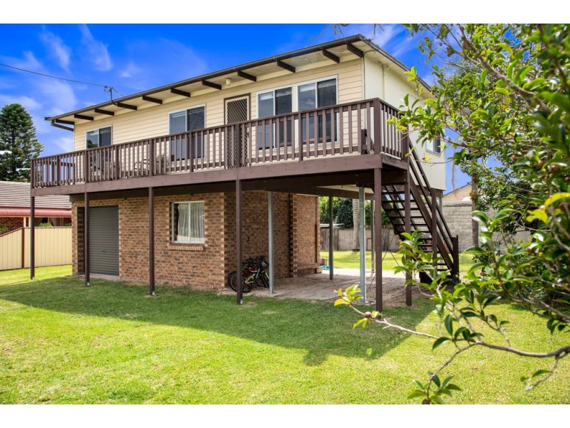 45 Rackham Cres, Burrill Lake NSW 2539
