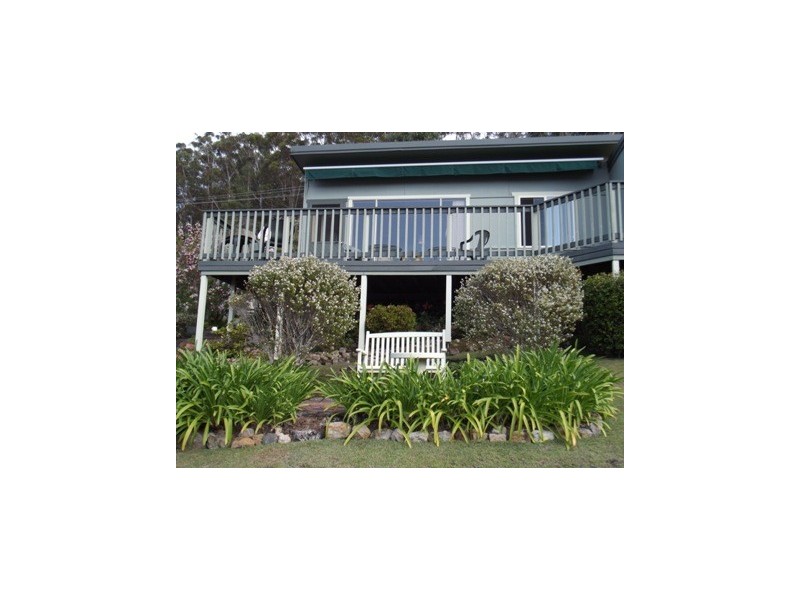 17 Evans Street, Lake Conjola NSW 2539