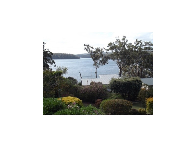 17 Evans Street, Lake Conjola NSW 2539