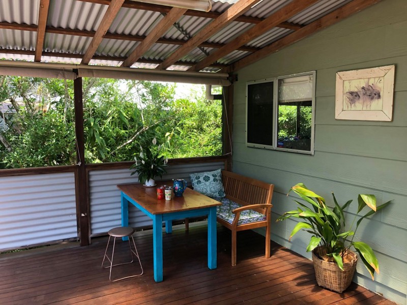 18 Wattle Street, Fishermans Paradise NSW 2539