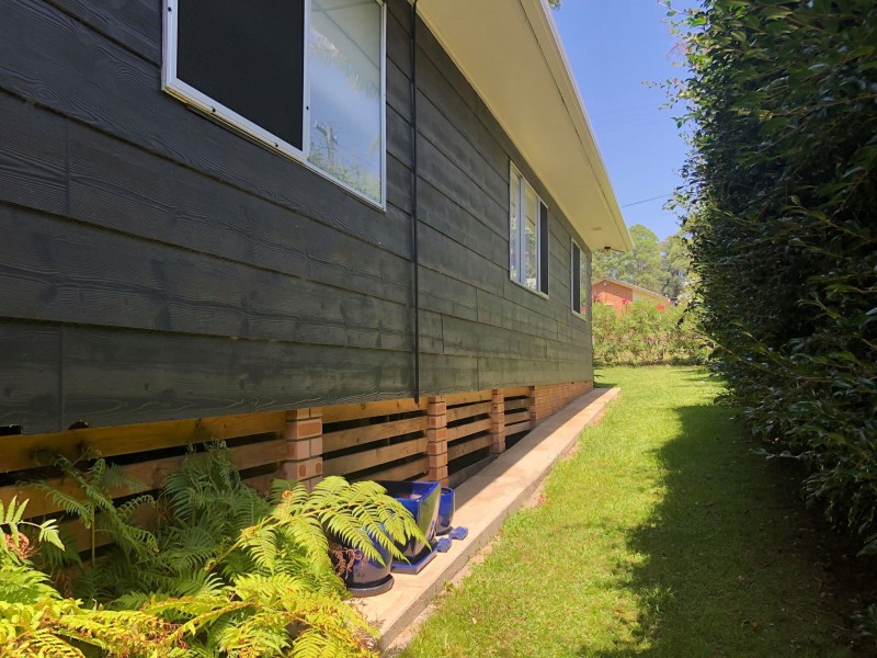 18 Wattle Street, Fishermans Paradise NSW 2539