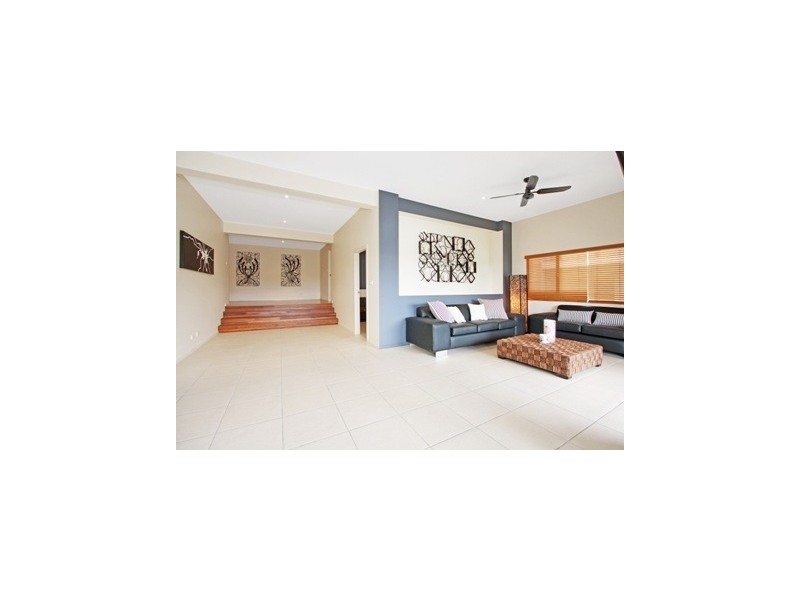 27 Boag Street, Mollymook NSW 2539