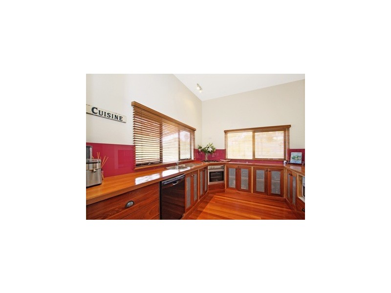 27 Boag Street, Mollymook NSW 2539