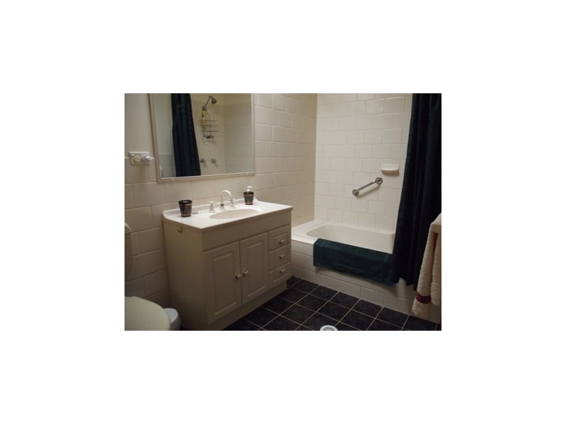 1/20 Augusta Place, Mollymook Beach NSW 2539