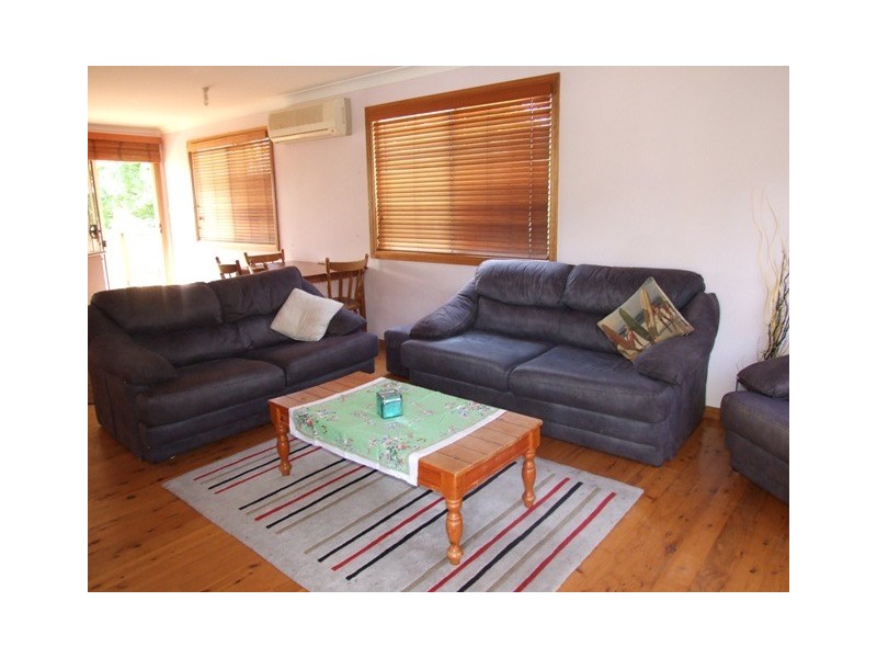 10 Edward Avenue, Kings Point NSW 2539