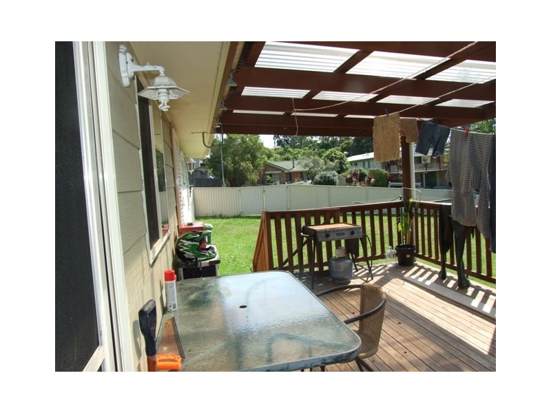 10 Edward Avenue, Kings Point NSW 2539