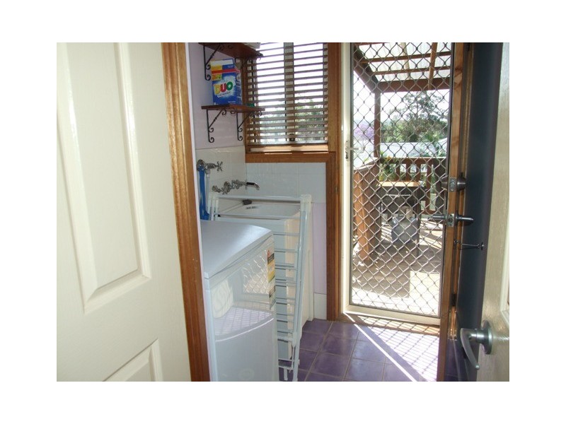 10 Edward Avenue, Kings Point NSW 2539