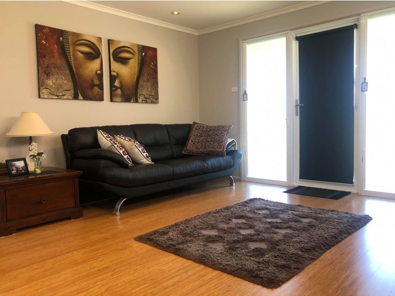 3 Bangalow Street, Narrawallee NSW 2539