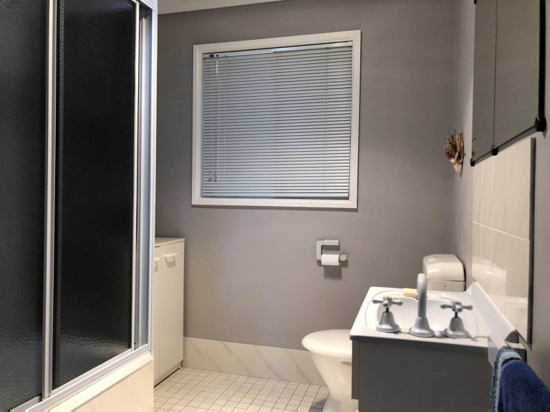 3 Bangalow Street, Narrawallee NSW 2539