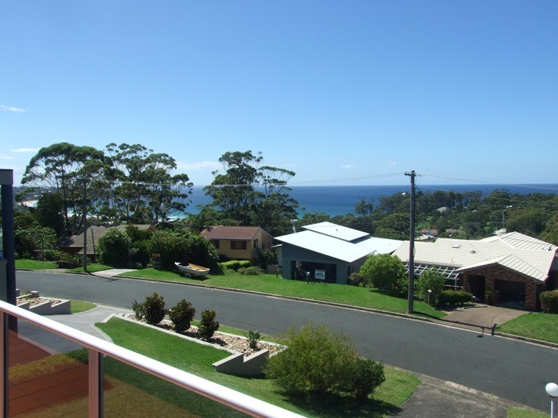 27 Pengana Crescent, Mollymook NSW 2539