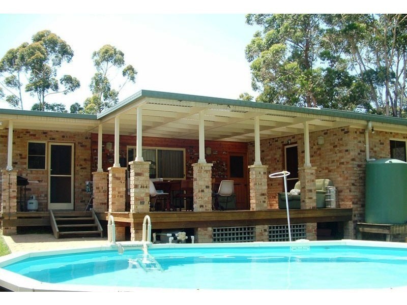 41 Bangalow St, Narrawallee NSW 2539