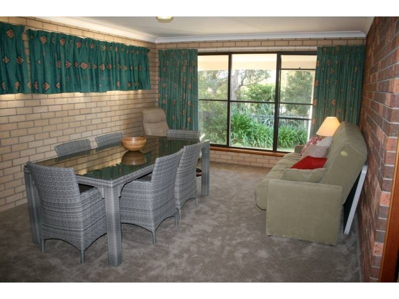 25 Davies, Mollymook Beach NSW 2539