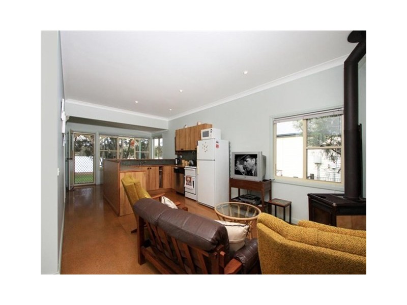 45 Carroll Ave Lakeside, Lake Conjola NSW 2539