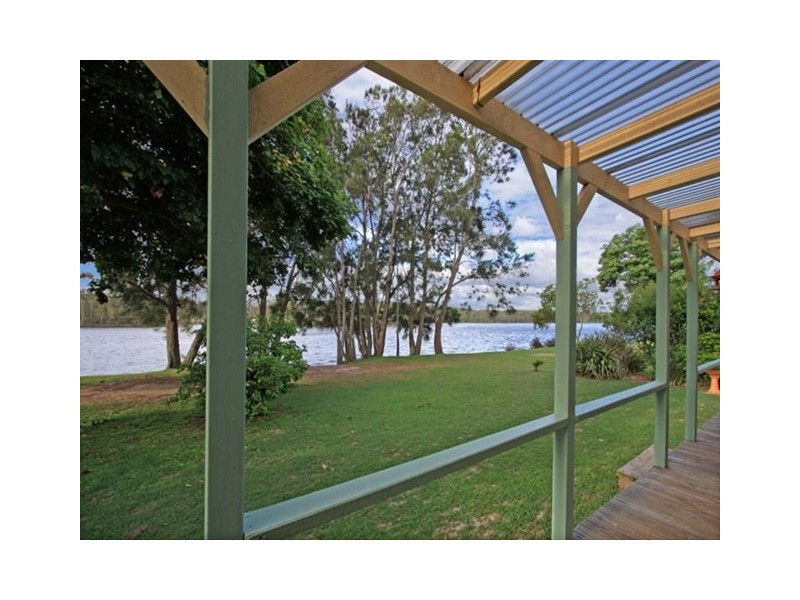 45 Carroll Ave Lakeview, Lake Conjola NSW 2539