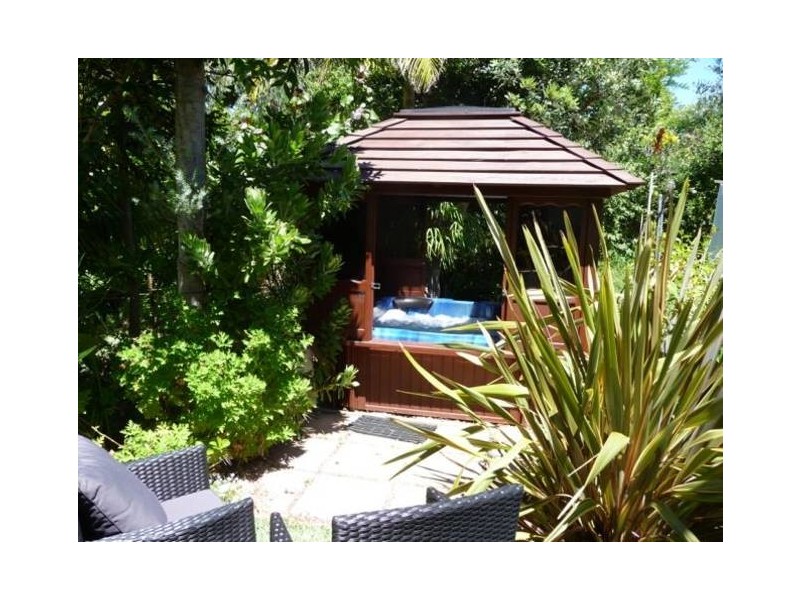 29 Matron Porter Dr, Narrawallee NSW 2539