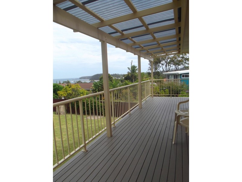 82 Carroll Ave, Mollymook NSW 2539