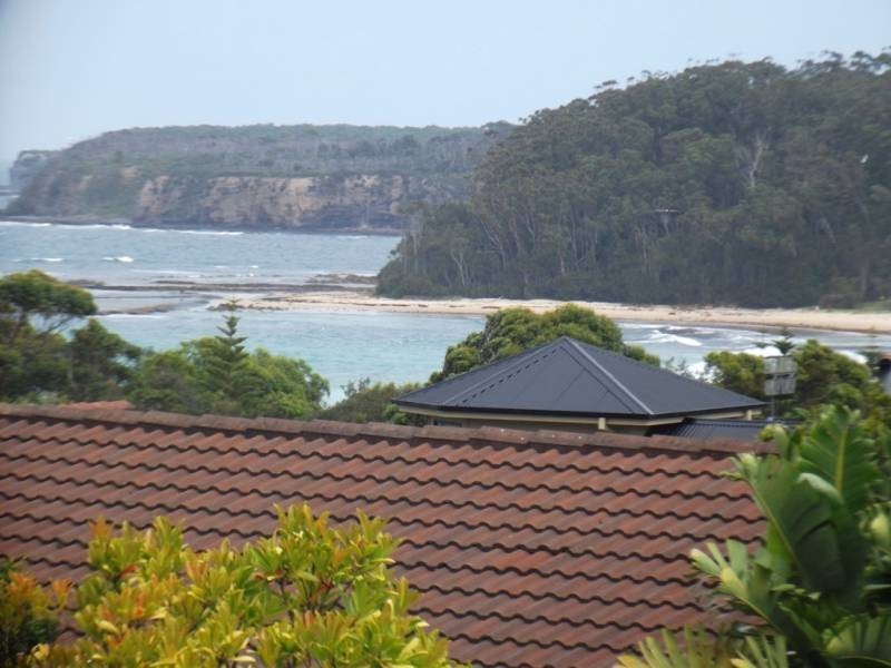 82 Carroll Ave, Mollymook NSW 2539