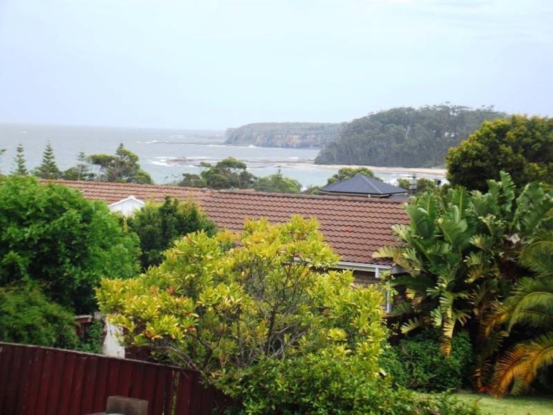 82 Carroll Ave, Mollymook NSW 2539