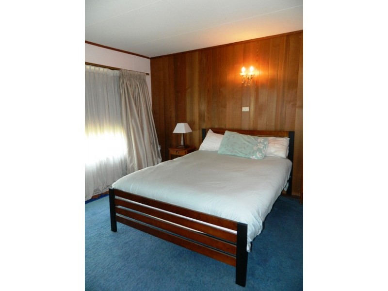 87 Carroll Ave, Mollymook NSW 2539