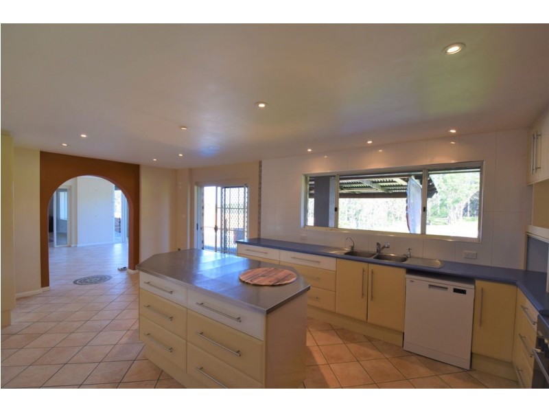 286 Matron Porter Dr, Mollymook NSW 2539