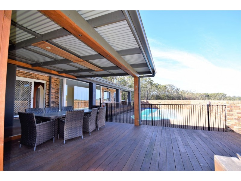 286 Matron Porter Dr, Mollymook NSW 2539