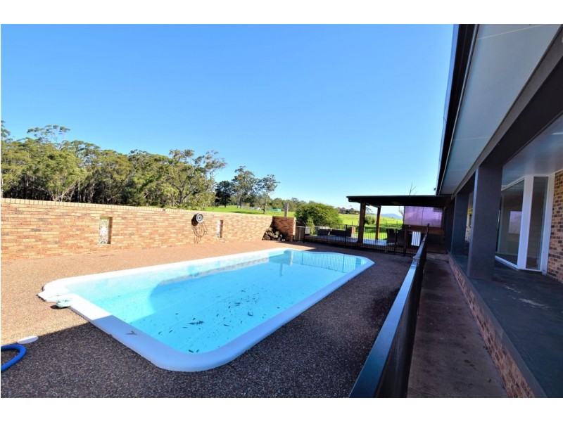286 Matron Porter Dr, Mollymook NSW 2539