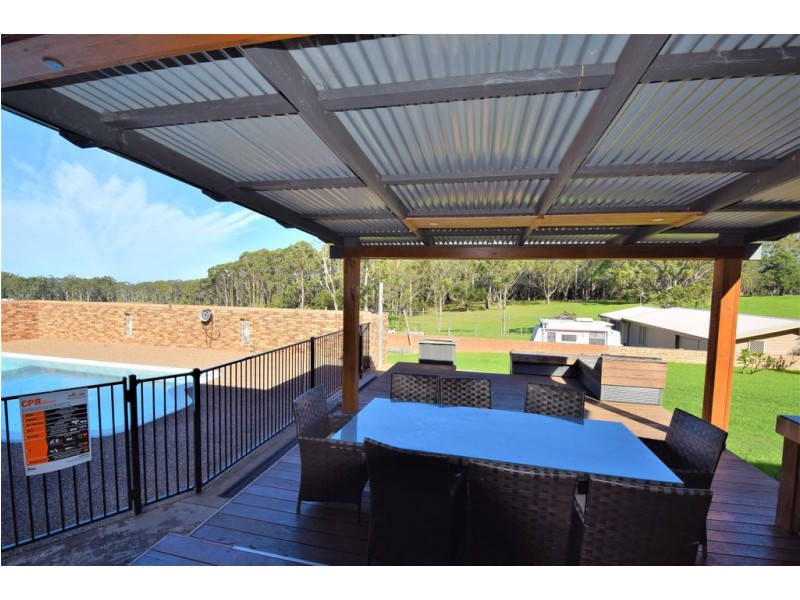 286 Matron Porter Dr, Mollymook NSW 2539
