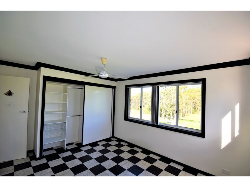 286 Matron Porter Dr, Mollymook NSW 2539