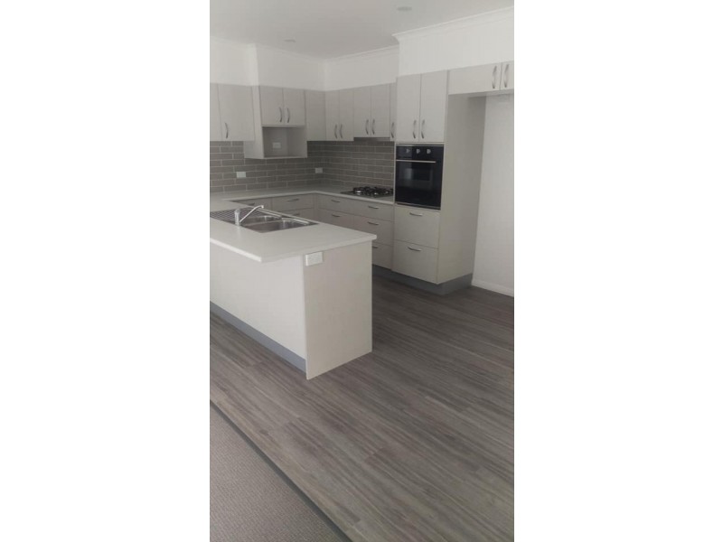 2/300 Kings Point Dr, Ulladulla NSW 2539