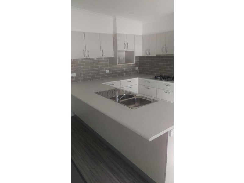 2/300 Kings Point Dr, Ulladulla NSW 2539