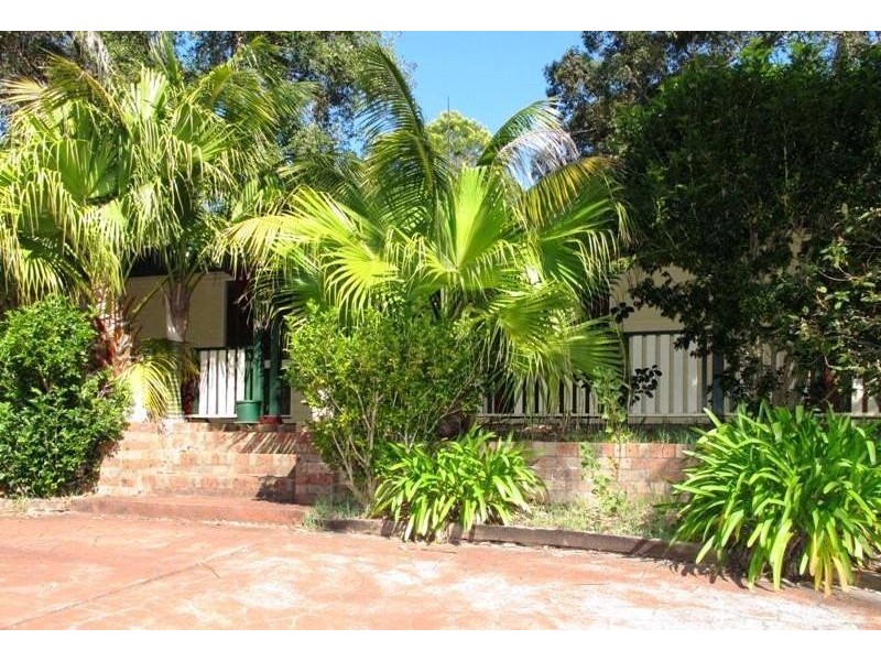 11 Aries Pl, Narrawallee NSW 2539