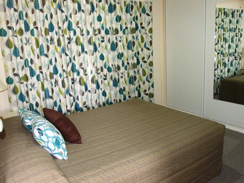 78 Mitchell Pde, Mollymook Beach NSW 2539