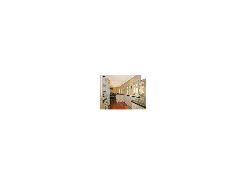 2 Kendall Crescent, Burrill Lake NSW 2539