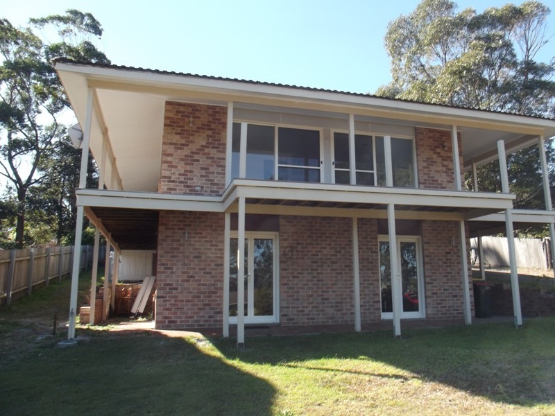 1 Bond Pl, Mollymook NSW 2539