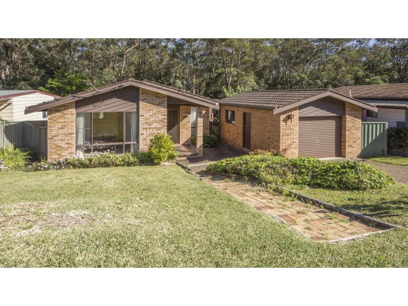 64 Ross Ave, Narrawallee NSW 2539