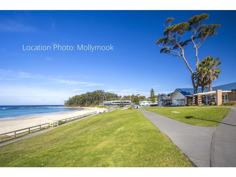 32 Pengana Crescent, Mollymook NSW 2539