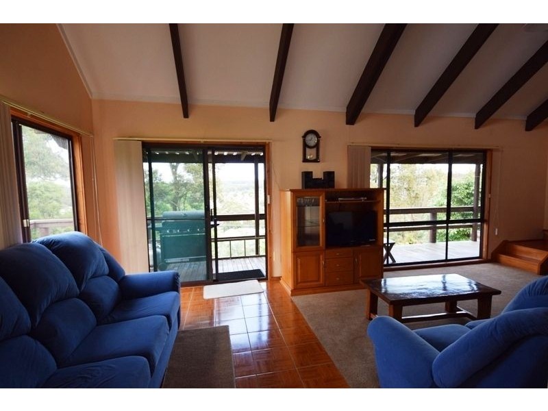 32 Pengana Crescent, Mollymook NSW 2539