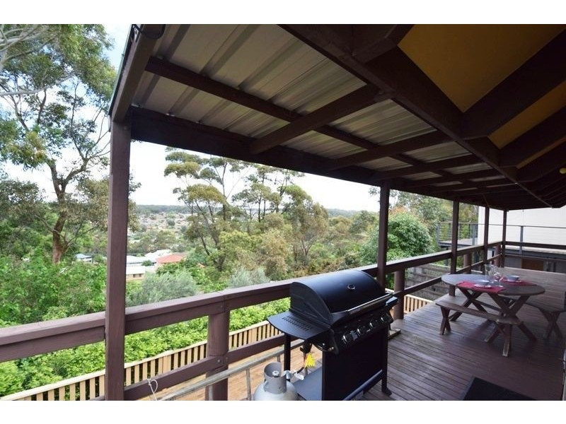 32 Pengana Crescent, Mollymook NSW 2539