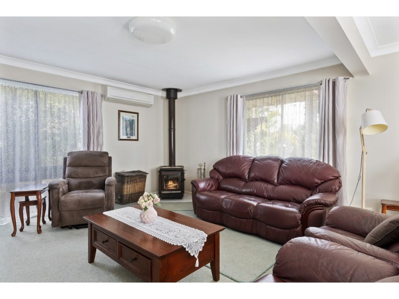 49 Kendall Crescent, Burrill Lake NSW 2539