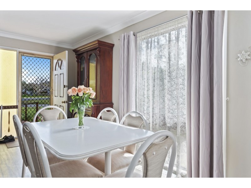 49 Kendall Crescent, Burrill Lake NSW 2539