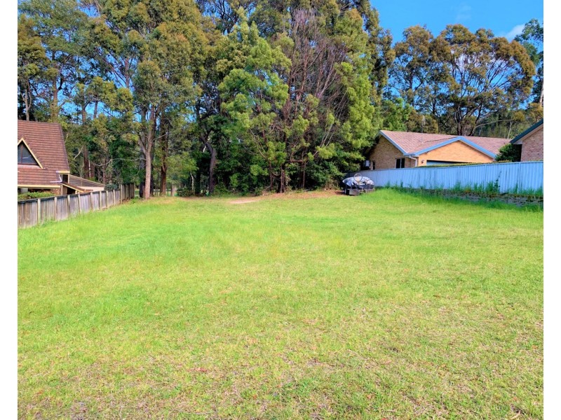 24 Augusta Place, Mollymook Beach NSW 2539