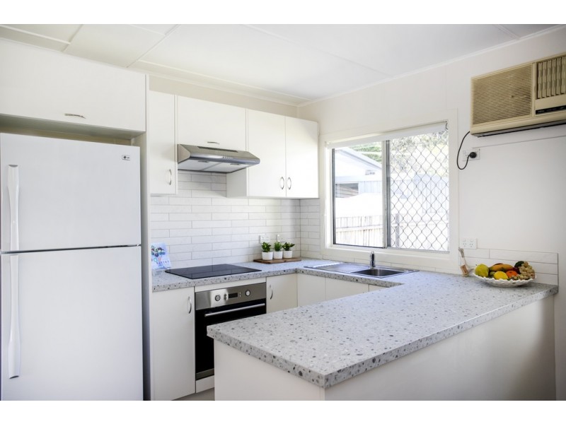 9 McDonald Parade, Burrill Lake NSW 2539