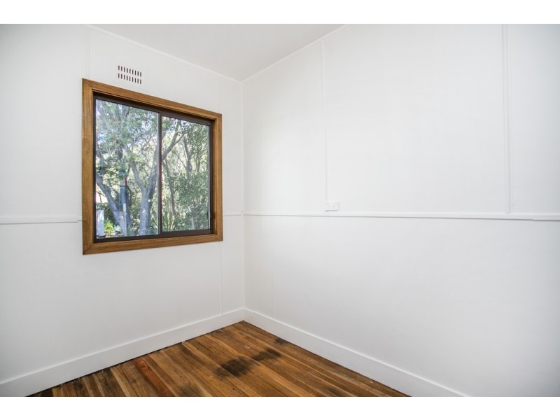 9 McDonald Parade, Burrill Lake NSW 2539