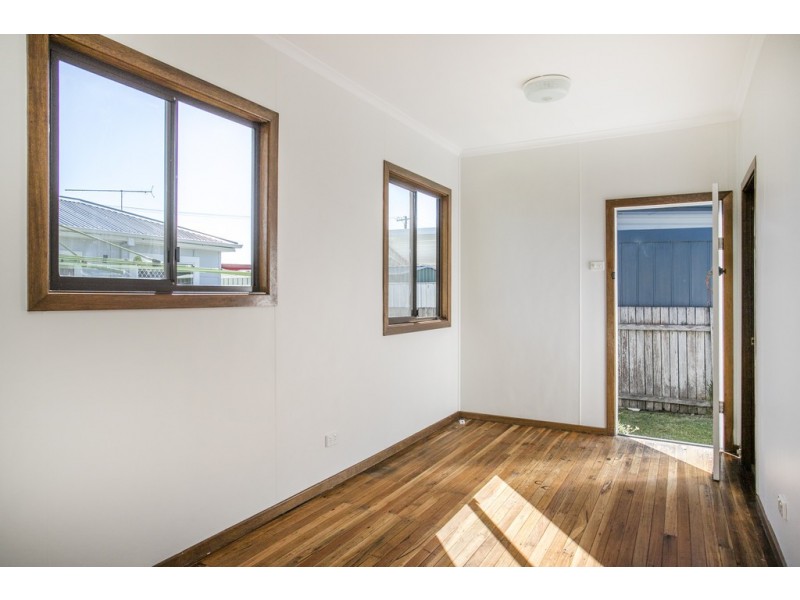 9 McDonald Parade, Burrill Lake NSW 2539