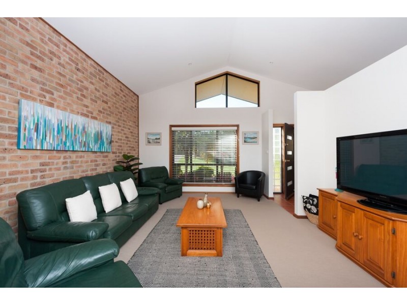 204 Matron Porter Drive, Mollymook Beach NSW 2539