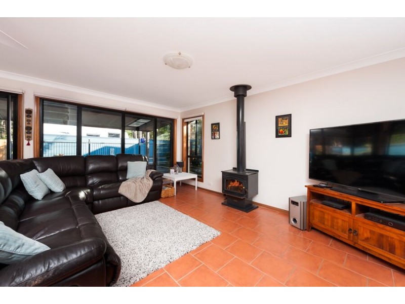 204 Matron Porter Drive, Mollymook Beach NSW 2539