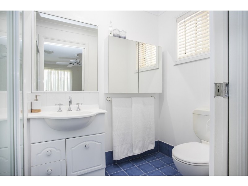 4 Mison Circuit, Mollymook Beach NSW 2539