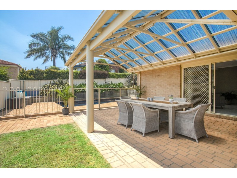 4 Mison Circuit, Mollymook Beach NSW 2539