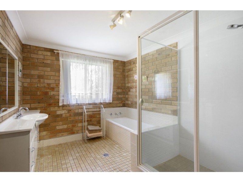 23 Wallaroy Drive, Burrill Lake NSW 2539