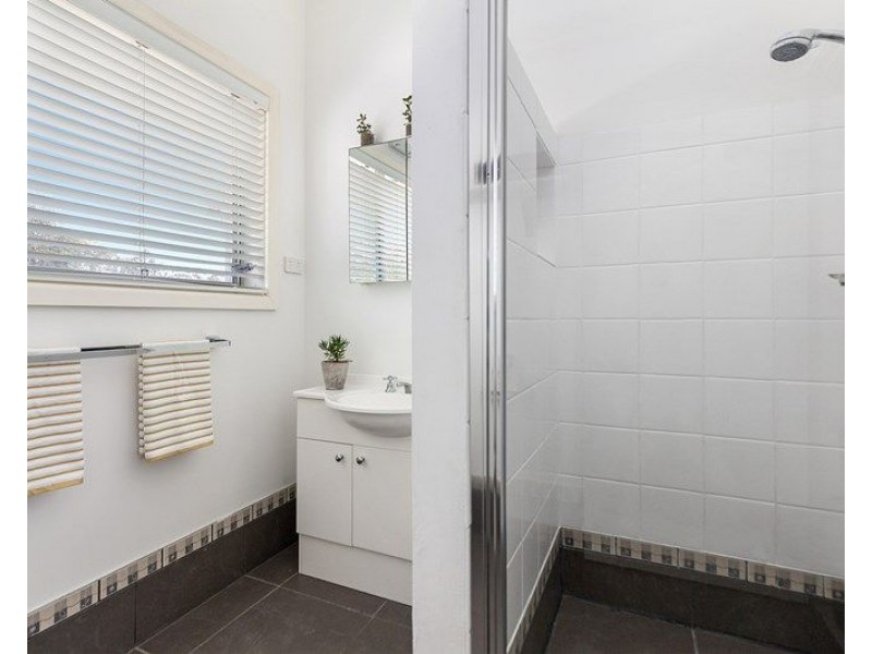 5 Parkinson Street, Narrawallee NSW 2539